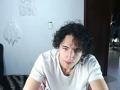 Snapshot of kervs_id chatting on 06/05/26, 10:04 kervs id online show from 06/05/26, 10:04