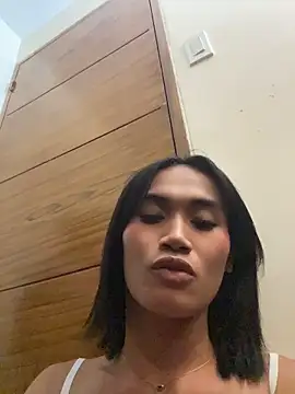 Snapshot of bigcock_janine chatting on 06/17/26, 11:34 bigcock janine online show from 06/17/26, 11:34
