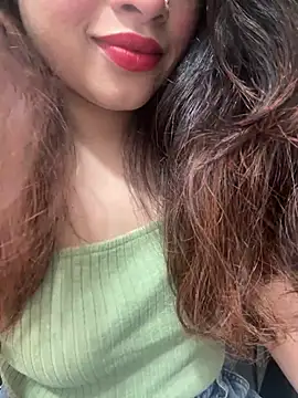 Snapshot of Yours_riya11 chatting on 06/23/26, 07:12 Yours riya11 online show from 06/23/26, 07:12