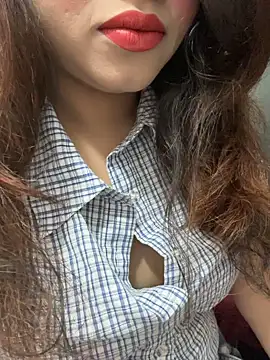 Snapshot of Yours_riya11 chatting on 06/25/26, 11:42 Yours riya11 online show from 06/25/26, 11:42