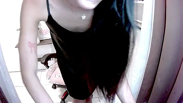 Snapshot of Skeletal_goddess chatting on 07/06/26, 05:37 Skeletal goddess online show from 07/06/26, 05:37