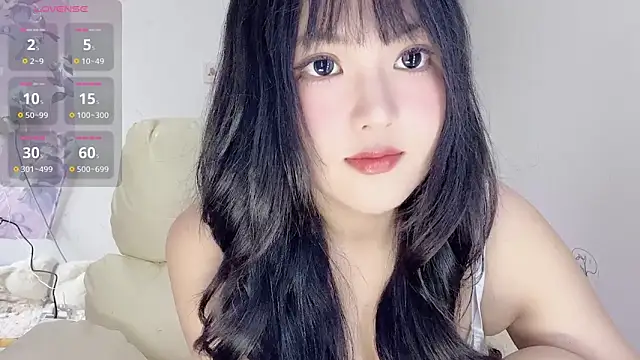 Lulu0one8 online show from 06/16/26, 08:39