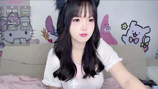 Lulu0one8 online show from 07/07/26, 01:48