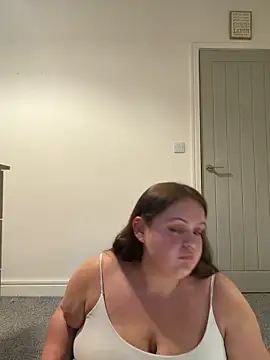 Snapshot of LillyMaexx chatting on 06/08/26, 09:15 LillyMaexx online show from 06/08/26, 09:15