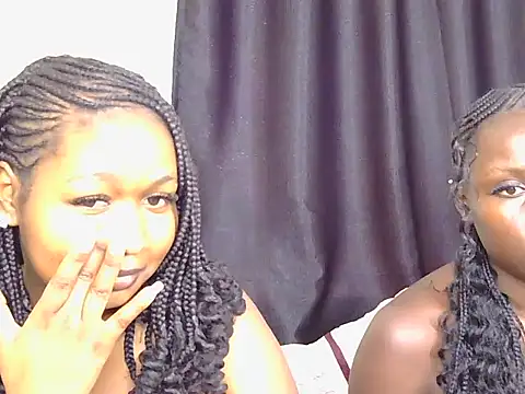 Snapshot of brownsugar_booty chatting on 07/13/26, 01:14 brownsugar booty online show from 07/13/26, 01:14