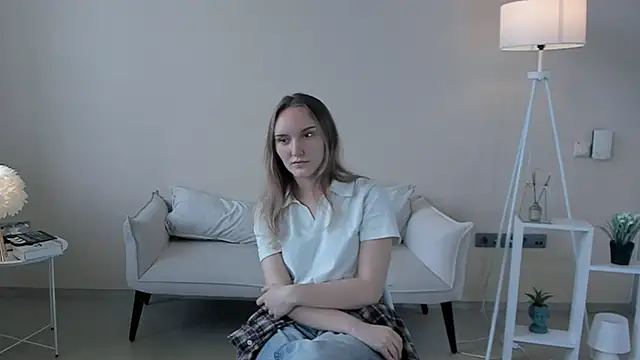 Snapshot of JenevaLitalien chatting on 05/30/26, 10:23 JenevaLitalien online show from 05/30/26, 10:23