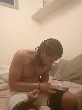 Snapshot of boyrolo24 chatting on 06/04/26, 05:08 boyrolo24 online show from 06/04/26, 05:08