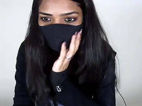 Snapshot of Hot-Roshni chatting on 07/16/26, 12:00 Hot-Roshni online show from 07/16/26, 12:00