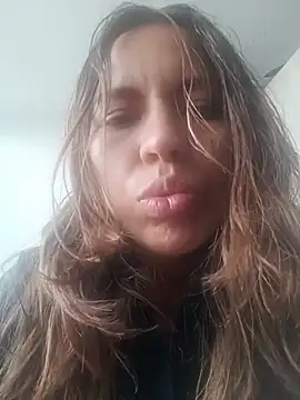 Snapshot of CleoDely chatting on 06/04/26, 09:54 CleoDely online show from 06/04/26, 09:54