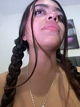 Snapshot of CORAL-524 chatting on 06/30/26, 09:27 CORAL-524 online show from 06/30/26, 09:27