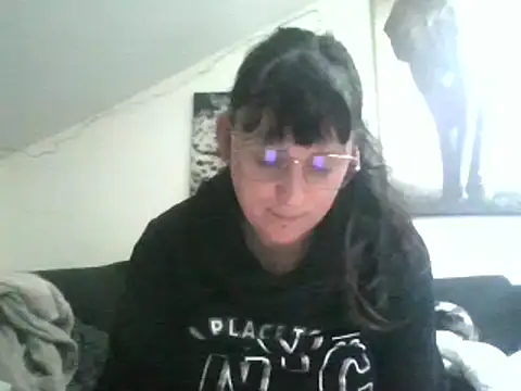 Snapshot of sexujuly88 chatting on 12/13/24, 08:20 sexujuly88 online show from 12/13/24, 08:20