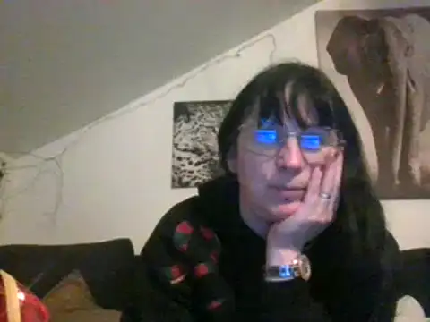 Snapshot of sexujuly88 chatting on 01/06/25, 10:26 sexujuly88 online show from 01/06/25, 10:26