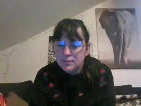 Snapshot of sexujuly88 chatting on 01/21/25, 07:04 sexujuly88 online show from 01/21/25, 07:04