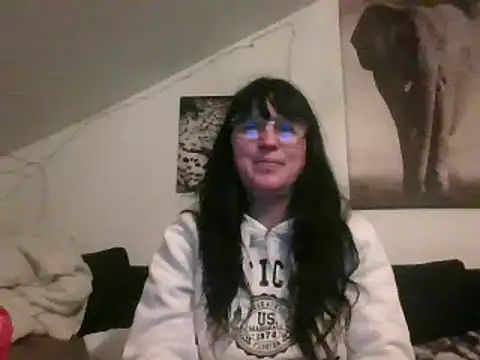 Snapshot of sexujuly88 chatting on 01/24/25, 10:30 sexujuly88 online show from 01/24/25, 10:30