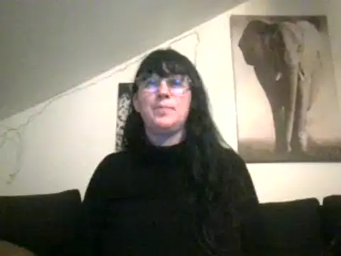 Snapshot of sexujuly88 chatting on 01/28/25, 09:29 sexujuly88 online show from 01/28/25, 09:29