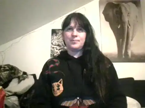 Snapshot of sexujuly88 chatting on 02/12/25, 09:43 sexujuly88 online show from 02/12/25, 09:43