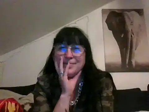 Snapshot of sexujuly88 chatting on 02/16/25, 09:59 sexujuly88 online show from 02/16/25, 09:59