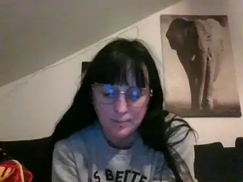 Snapshot of sexujuly88 chatting on 02/17/25, 10:03 sexujuly88 online show from 02/17/25, 10:03