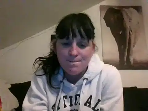 Snapshot of sexujuly88 chatting on 02/24/25, 09:31 sexujuly88 online show from 02/24/25, 09:31