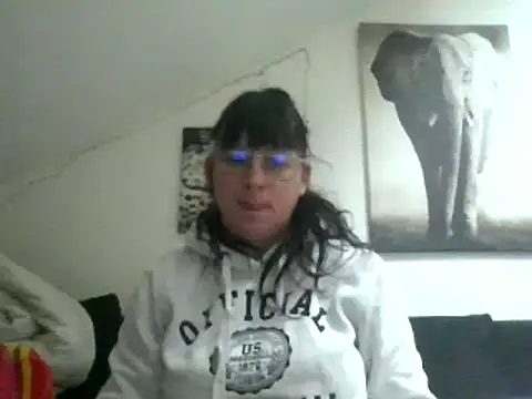 Snapshot of sexujuly88 chatting on 02/25/25, 08:14 sexujuly88 online show from 02/25/25, 08:14