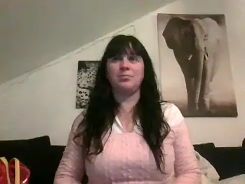 Snapshot of sexujuly88 chatting on 03/01/25, 11:15 sexujuly88 online show from 03/01/25, 11:15