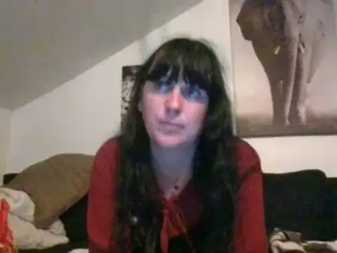 Snapshot of sexujuly88 chatting on 09/15/25, 09:15 sexujuly88 online show from 09/15/25, 09:15