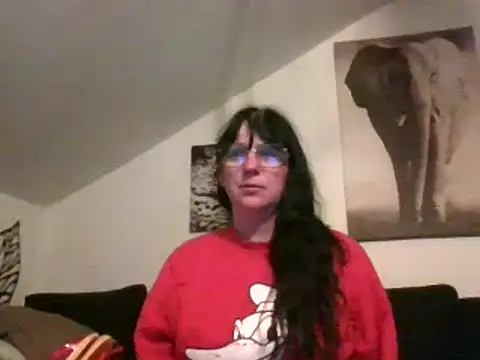 Snapshot of sexujuly88 chatting on 09/28/25, 08:25 sexujuly88 online show from 09/28/25, 08:25