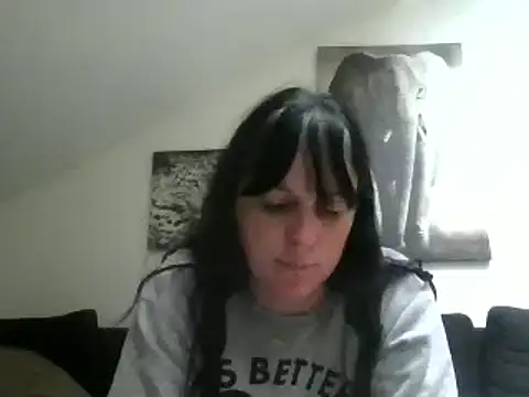 Snapshot of sexujuly88 chatting on 09/30/25, 07:46 sexujuly88 online show from 09/30/25, 07:46