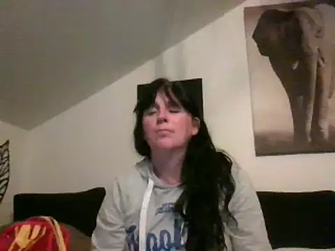 Snapshot of sexujuly88 chatting on 10/01/25, 08:26 sexujuly88 online show from 10/01/25, 08:26