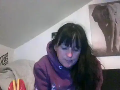 Snapshot of sexujuly88 chatting on 10/13/25, 09:15 sexujuly88 online show from 10/13/25, 09:15