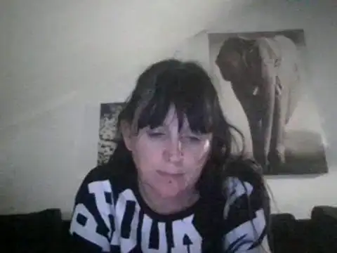 Snapshot of sexujuly88 chatting on 10/27/25, 10:25 sexujuly88 online show from 10/27/25, 10:25