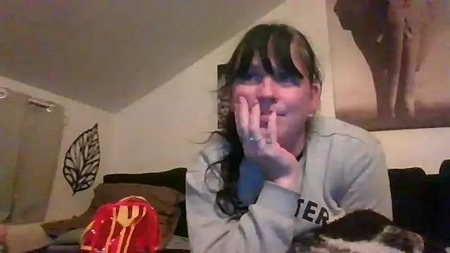 Snapshot of sexujuly88 chatting on 11/10/25, 10:09 sexujuly88 online show from 11/10/25, 10:09