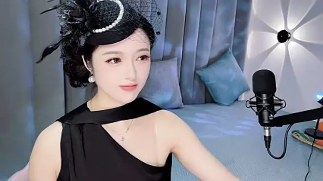 Momo-Wow online show from 06/25/26, 06:07
