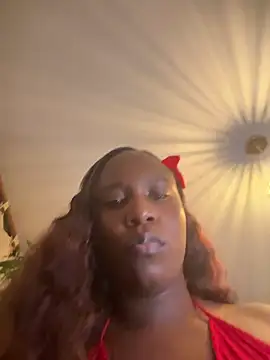 Snapshot of Dulceyesi chatting on 06/15/26, 05:09 Dulceyesi online show from 06/15/26, 05:09