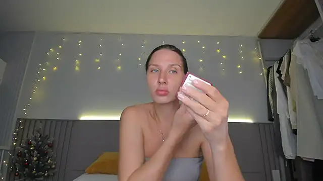 Snapshot of SofiClimbing chatting on 01/17/26, 08:52 SofiClimbing online show from 01/17/26, 08:52