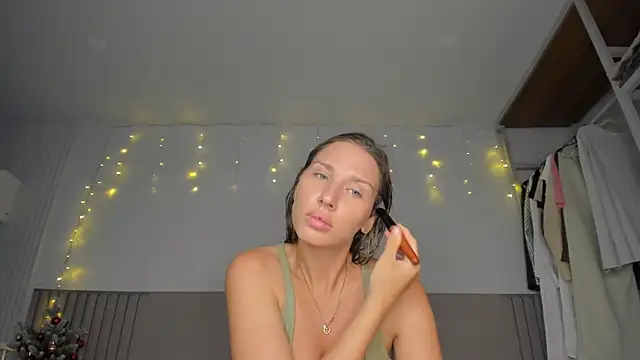 Snapshot of SofiClimbing chatting on 02/01/26, 03:16 SofiClimbing online show from 02/01/26, 03:16