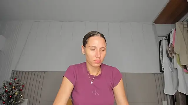 Snapshot of SofiClimbing chatting on 02/07/26, 05:11 SofiClimbing online show from 02/07/26, 05:11