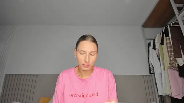 Snapshot of SofiClimbing chatting on 03/06/26, 03:47 SofiClimbing online show from 03/06/26, 03:47