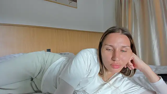 Snapshot of SofiClimbing chatting on 03/14/26, 05:46 SofiClimbing online show from 03/14/26, 05:46