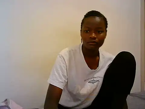 Snapshot of BerryJulie chatting on 07/02/26, 04:40 BerryJulie online show from 07/02/26, 04:40