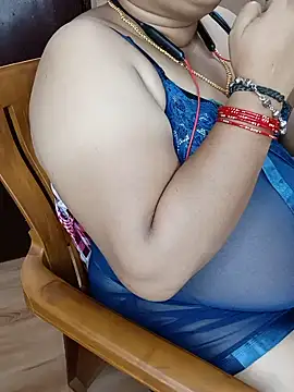 Snapshot of silky_rose29 chatting on 07/25/26, 04:15 silky rose29 online show from 07/25/26, 04:15