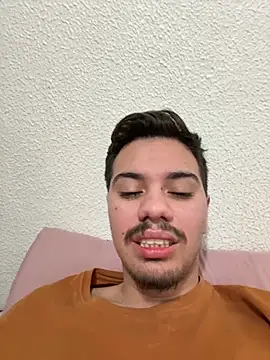 Deliciinha2 online show from 06/11/26, 02:33