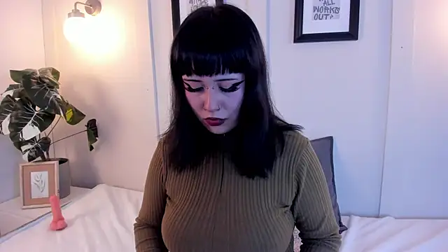 annyy catt online show from 06/25/26, 05:12