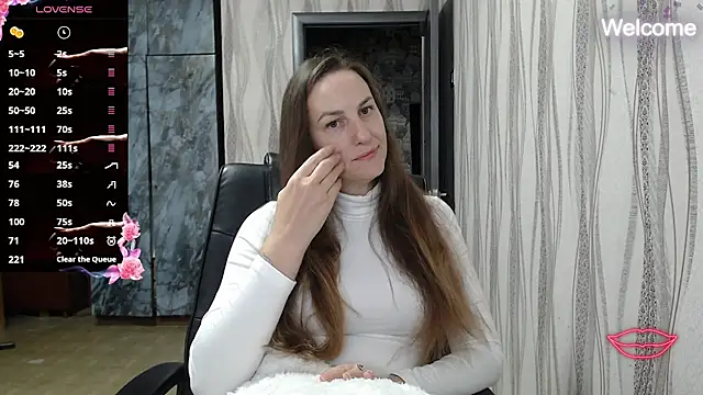 Snapshot of Yevgeshka-Milashka chatting on 10/03/25, 06:54 Yevgeshka-Milashka online show from 10/03/25, 06:54