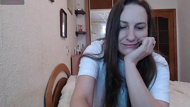 Snapshot of Yevgeshka-Milashka chatting on 01/16/26, 06:06 Yevgeshka-Milashka online show from 01/16/26, 06:06