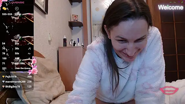 Snapshot of Yevgeshka-Milashka chatting on 01/17/26, 06:22 Yevgeshka-Milashka online show from 01/17/26, 06:22