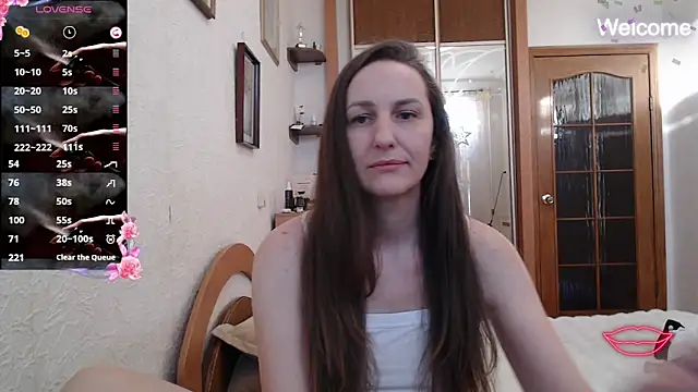 Snapshot of Yevgeshka-Milashka chatting on 03/08/26, 04:38 Yevgeshka-Milashka online show from 03/08/26, 04:38