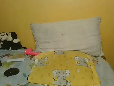 Suzzy Baibe online show from 07/10/26, 09:39