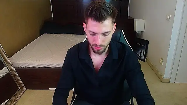 Snapshot of FelixRook chatting on 06/19/26, 04:17 FelixRook online show from 06/19/26, 04:17