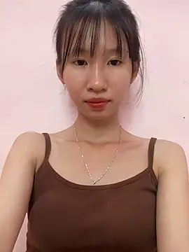 Snapshot of Abi_girl12 chatting on 07/18/26, 05:55 Abi girl12 online show from 07/18/26, 05:55